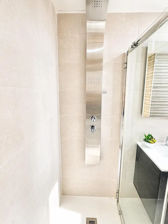 Adosado contemporáneo  PAU-26 con piscina privada y solárium — 26