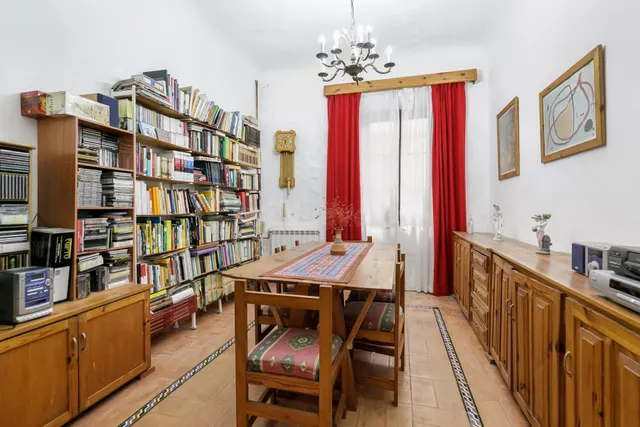 OPORTUNIDAD CASA EN EL CENTRO DE GRANADA - foto 2