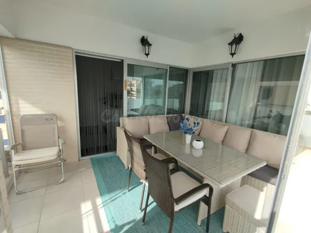 Precioso piso de dos dormitorios dos baños en urbanización cerrada con piscina, parking y trastero — 3