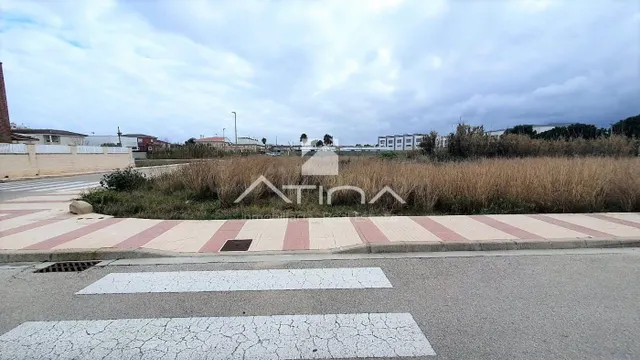 Terreno urbano situada en la playa de Daimús — 2