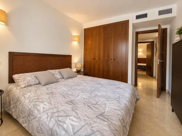Apartamento en la Planta Baja con Encanto con Vista a la Piscina en Recoleta, Punta Prima — 7