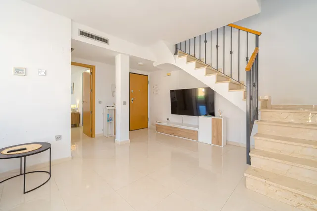 Residencia Denia Plaza. Amplio ático dúplex en venta en el centro de Denia. — 10