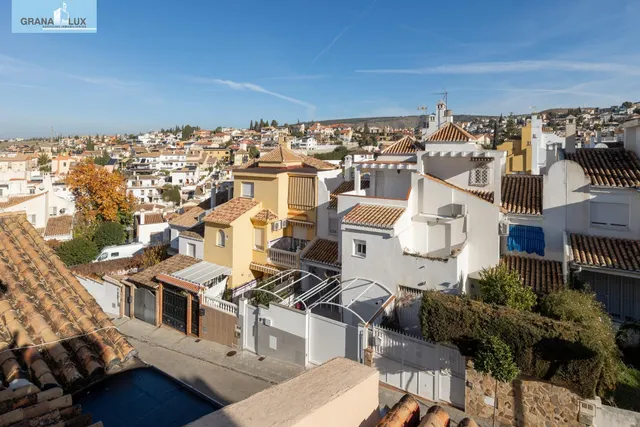 ADOSADA EN HUETOR VEGA — 30