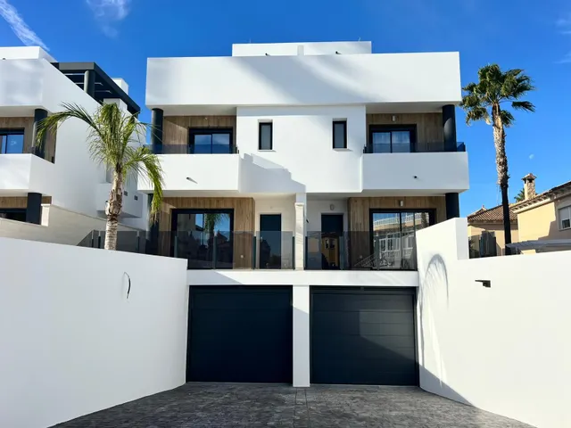 Adosado 3 habitaciones 222m² en venta - Comunidad valenciana — 30