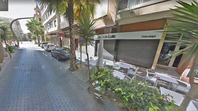"¡Oportunidad Única! Restaurante Totalmente Equipado en el Centro de Torrevieja" — 6