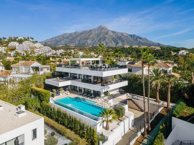 Chalet 5 habitaciones 661m² en venta - Marbella — 2