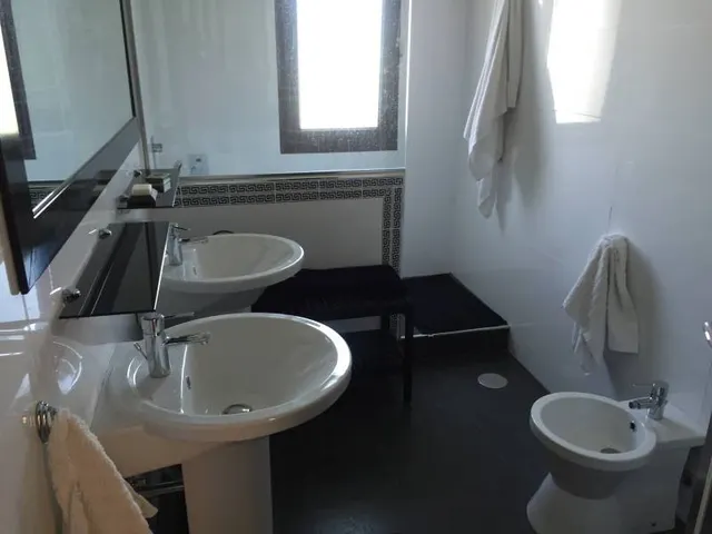 Se vende  precioso chalet casa rural con todas los servicios a las faldas del Puig campaña — 43