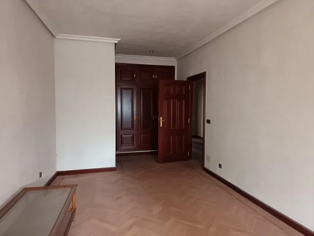 Casa en Plaza Mayor de Iscar, Valladolid — 23
