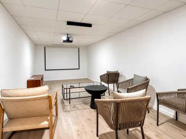 Exclusivo piso de obra nueva en torreblanca del sol, Fuengirola, con terraza, piscina y garaje — 26