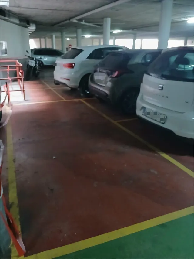 Parking en venta Calle Rourell, Reus. — 3