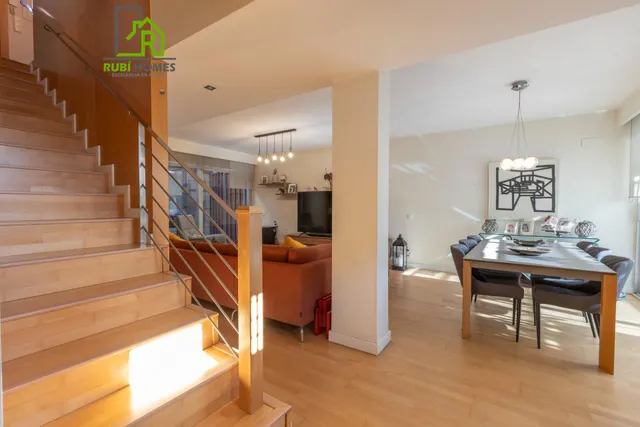 Espacio, confort y calidad: magnífica vivienda unifamiliar adosada — 7