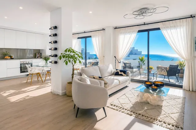 Ático Dúplex 2 habitaciones 186m² en venta - Costa Del Sol — 2