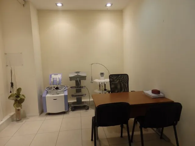 Local comercial en Fernando Remacha — 8