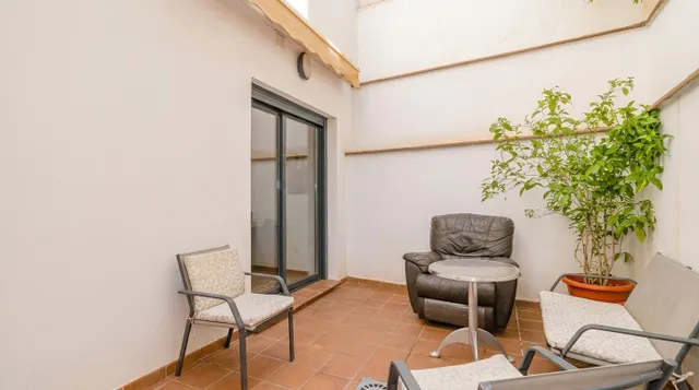 Precioso duplex moderno con patio — 3