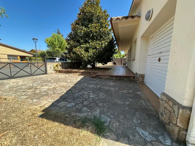 Magnifica casa con terreno en privilegiada urbanización — 34