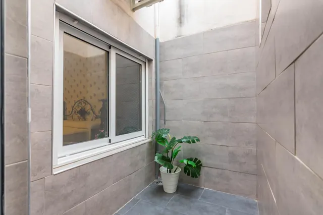Casa con garaje de 106 m2, buhardilla y 3 plantas en el centro de molina — 23