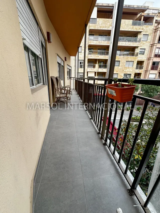 VIVIENDA DE 4 DORMITORIOS EN EL CENTRO DE ORIHUELA — 9