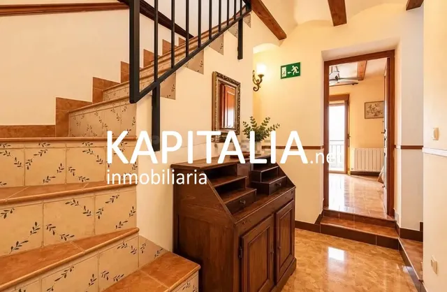 Casa con piscina privada en el palomar — 4