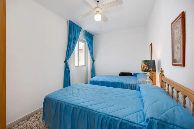 Piso de tres dormitorios a escasos 200 metros de la playa del cura — 19