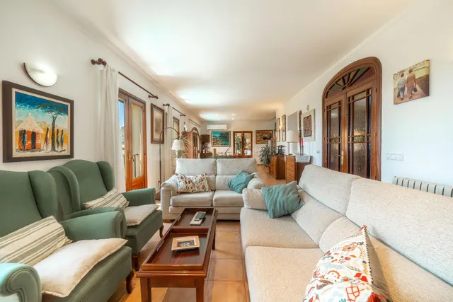 PRECIOSO CHALET DE ESTILO MEDITERRANEO EN EL PUEBLO DE SELVA - foto 5