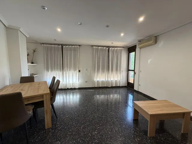 Piso seminuevo en Lliria con cuatro habitaciones, espectacul - foto 2