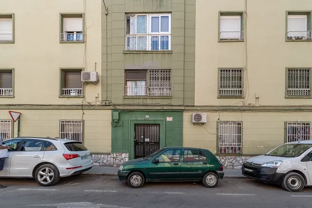 Piso en Zaidín — 19