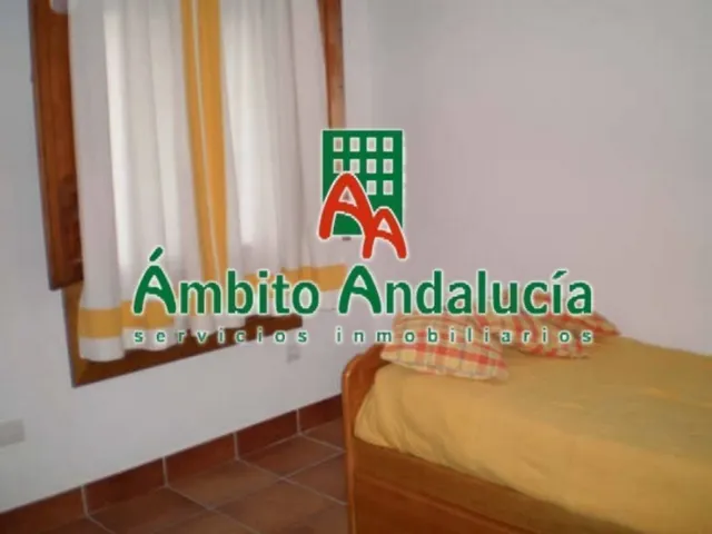 Apartamento con entrada independiente — 13