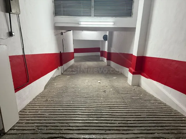 SE ALQUILA PLAZA DE GARAJE EN EL CENTRO DE LOS ALCAZARES - foto 3