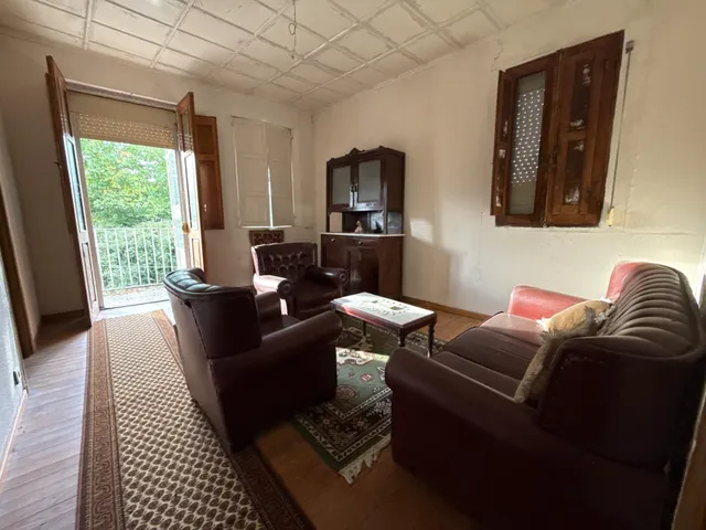 SE VENDE CASA CON PARCELA EN SANDIAS. — 20