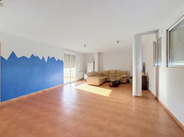 Casa independiente de 275 m2 con piscina, jacuzzi y terrazas en San Antonio de Benagéber — 8