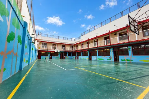 Local comercial 30 habitaciones 1355m² en venta - Pueblo Nuevo