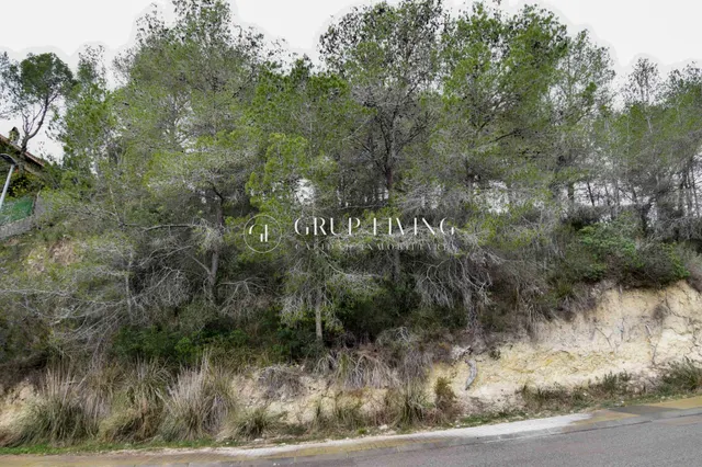 TERRENO EN CAN PERE LA PLANA — 12