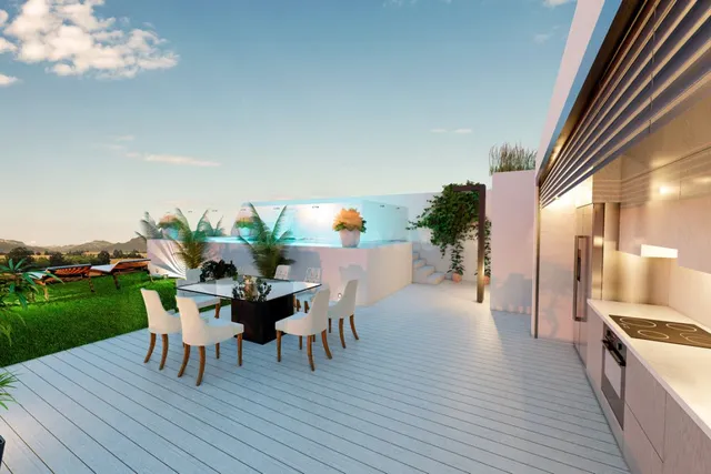ATICO CON TERRAZA Y SOLARIUM