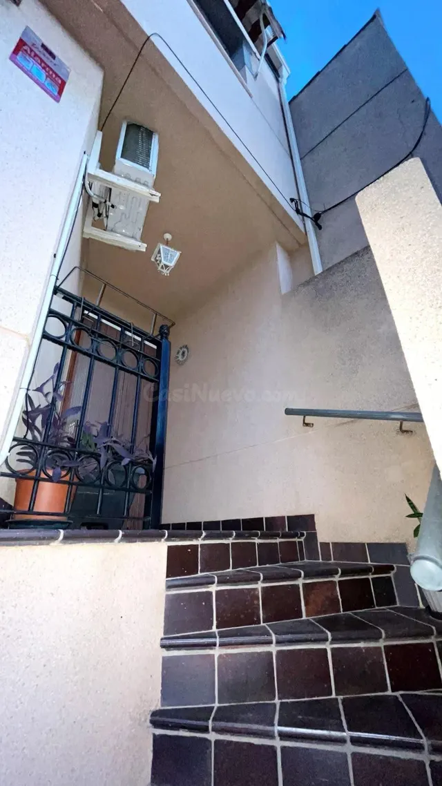 Dúplex con amplio garaje en sótano, cerca de la playa de Los Alcázares — 3