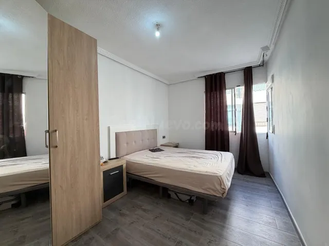 Apartamento 2 habitaciones 79m² en venta - Estacion de autobuses — 30