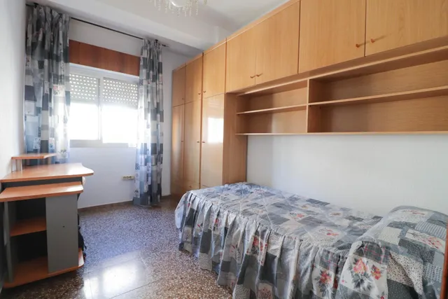 Venta vivienda en calle Granada esquina Rambla — 11