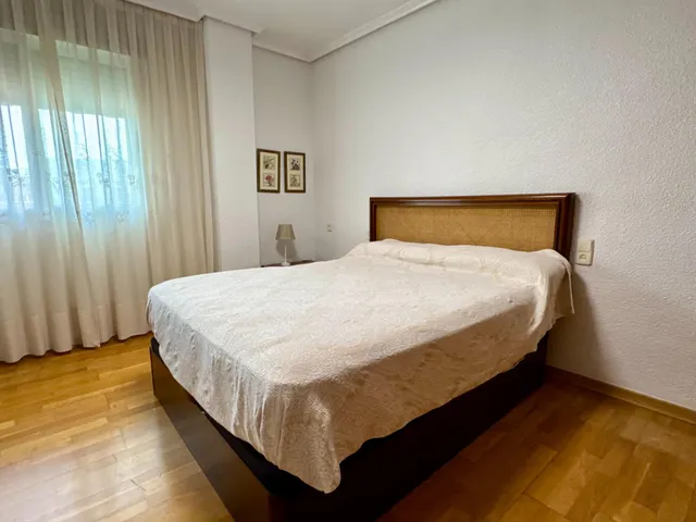 Piso 3 dormitorios con garaje en El Barrio del Carmen — 31