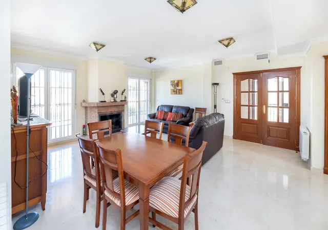 Maravillosa vivienda unifamiliar en Cañadas del Parque - foto 3