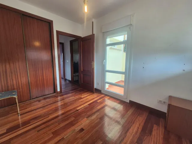 ¡Impresionante Adosado en Valle de Mena por solo €240.000! — 23