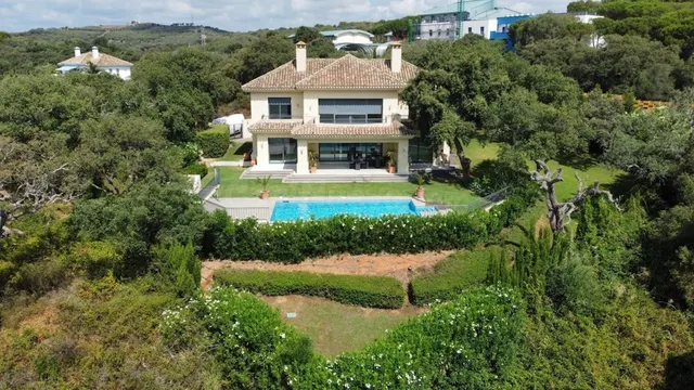 Chalet 5 habitaciones 712m² en venta - Sotogrande Costa - foto 2