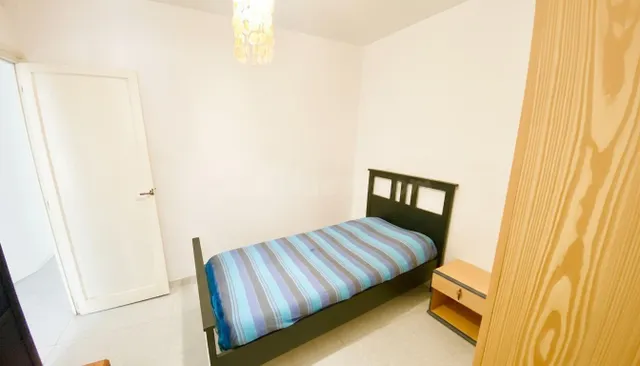 Piso reformado con impresionante terraza solárium privada en - foto 5