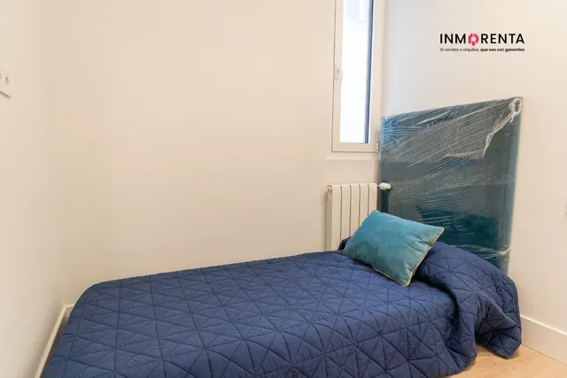 LUJOSA VIVIENDA EN CALLE AYALA — 11
