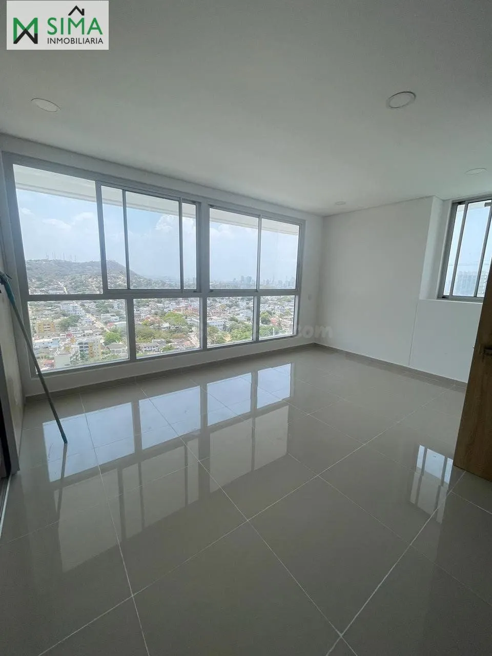 SE VENDE APARTAMENTO  DUPLEX NUEVO DE  ZONA MARBELLA