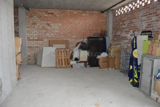 VENTA / ALQUILER LOCAL COMERCIAL COLINDRES - foto 2