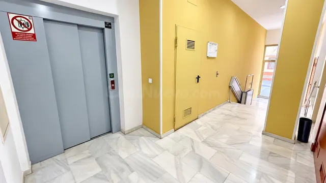GRAN PISO CON ASCENSOR EN LA BARRIADA ESPAÑA, AVENIDA SANIDA - foto 3