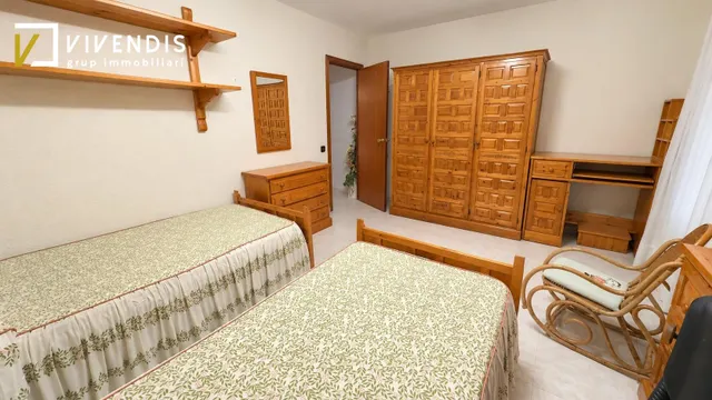 PISO DE ALQUILER - RECTORAT — 21