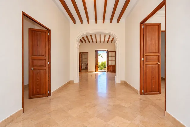 CASA SEÑORIAL DE 300 M2 PARA REFORMA INTEGRAL EN EL CENTRO D - foto 3
