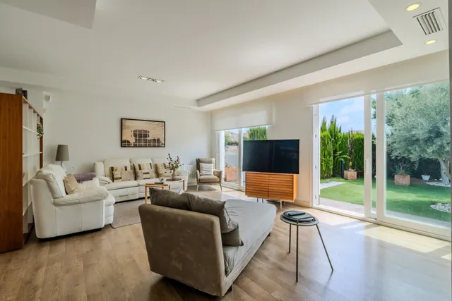 Villa 3 habitaciones 270m² en venta - La marina — 8