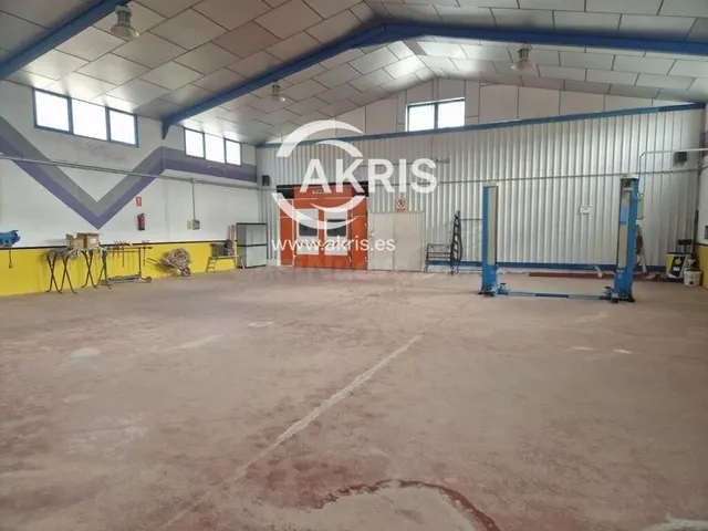 Nave Industrial en Cabañas De La Sagra - foto 2