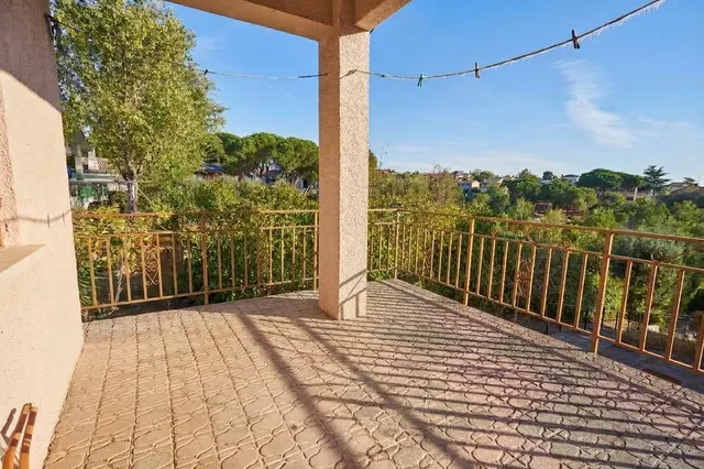 CHALET INDEPENDIENTE EN VENTA — 18
